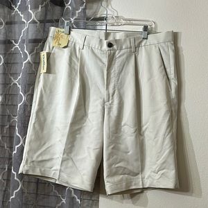 Caribbean Roundtree & Yorke khaki shorts size 36